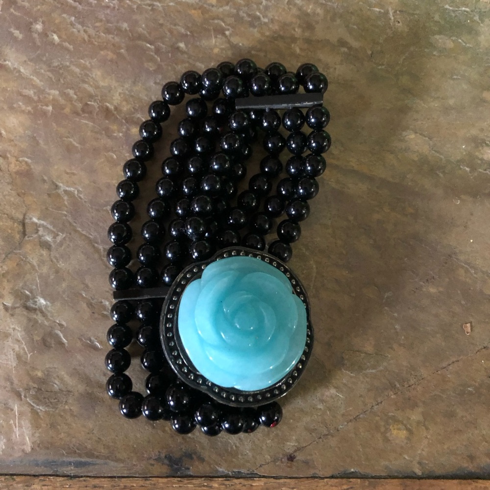 Turquoise Rose Cabochon Black Beaded Stretch Bracelet